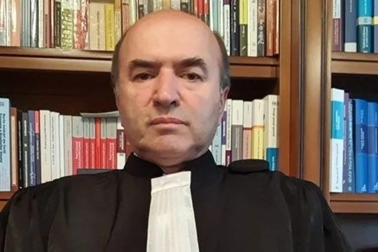 Tudorel Toader cere despăgubiri enorme presei (sursa: ziaruldeiasi.ro)