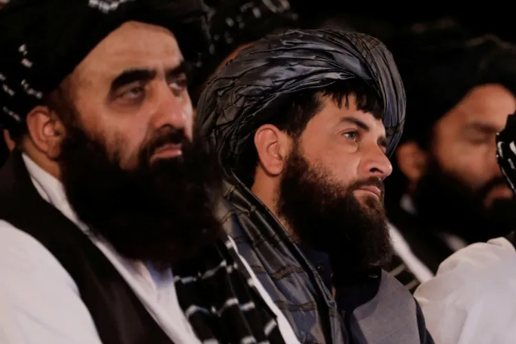 Talibanii afgani îi amenință pe pakistanezi cu represalii după ce drone americane ar fi intrat în Afganistan din țara vecină