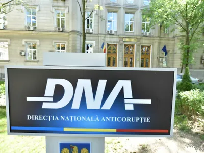 Procurorii DNA sunt la Primăria Capitalei (sursa: Facebook/DNA)