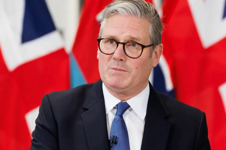 Presiune pe guvernul britanic în scandalul Epstein (sursa: Facebook/Keir Starmer)