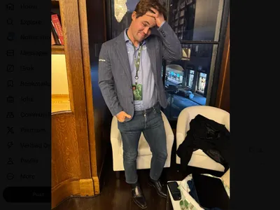 Șahistul Carlsen, descalificat din cauza vestimentației (sursa: X/Magnus Carlsen)