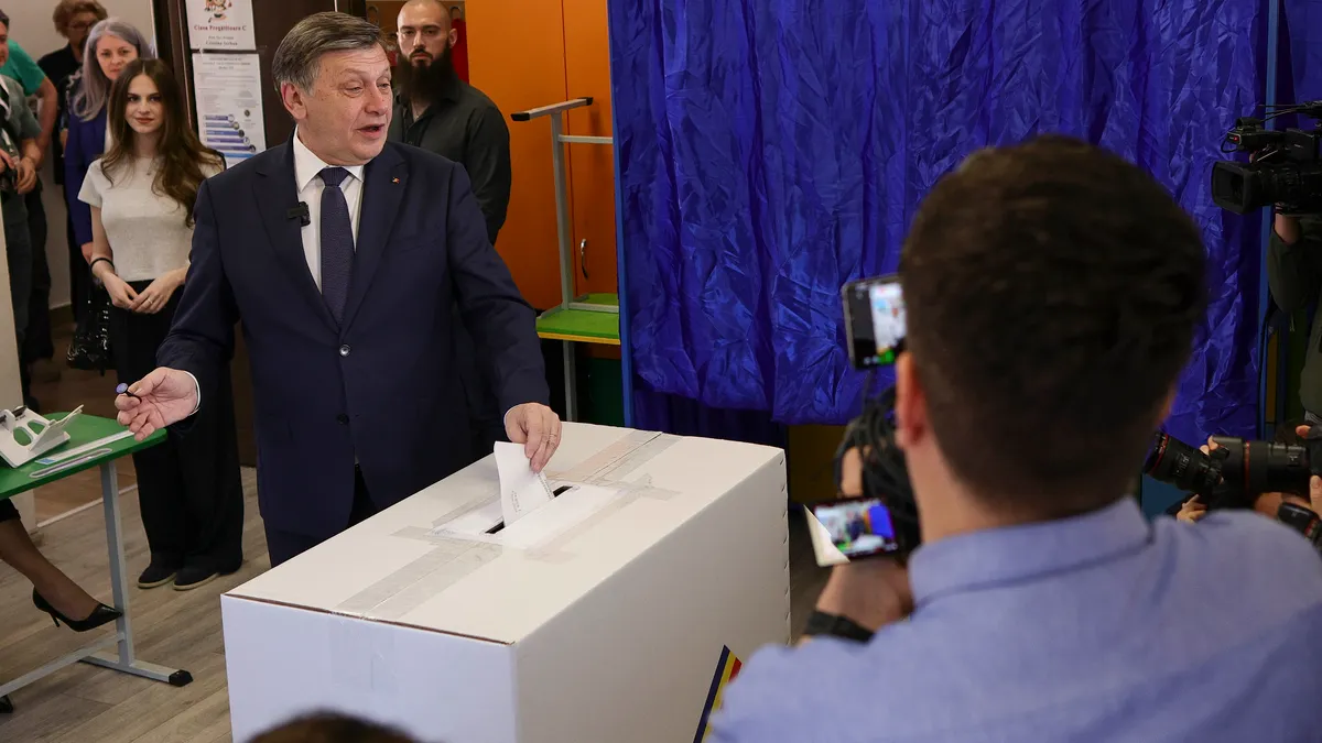 Țara minunată, un paradis al turismului relaxat, în care Crin Antonescu a câștigat alegerile Foto: Inquam/Octav Ganea