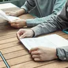 Aceeași vechime în muncă, pensii diferite: de ce fostul coleg poate primi mai mulți bani și ce trebuie să verifici în dosar