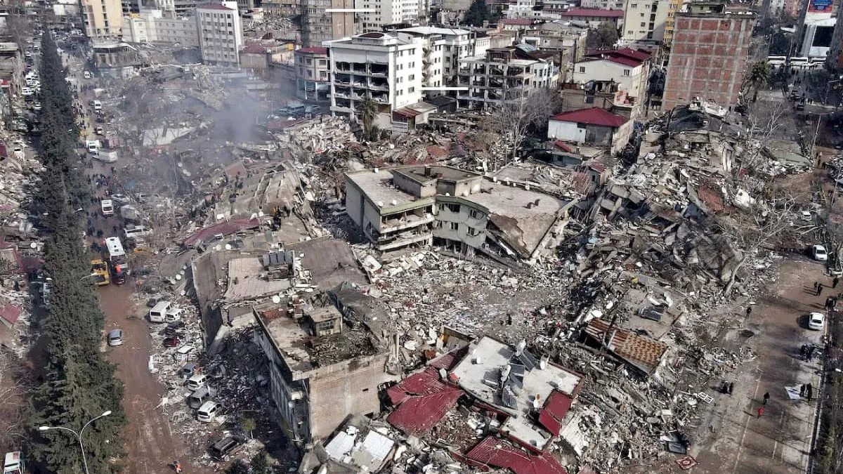 Modificările la Codul urbanismului vor duce România în situația Turciei Foto: Facebook