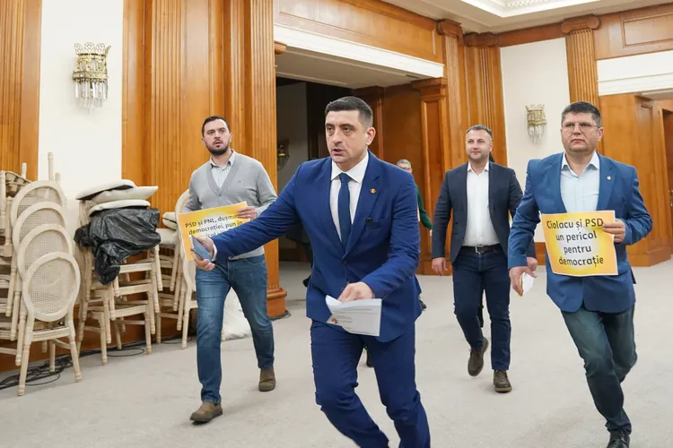 Simion a mințit când a anunțat că a strâns semnăturile pentru suspendarea lui Iohannis Foto: Inquam/Saul Pop