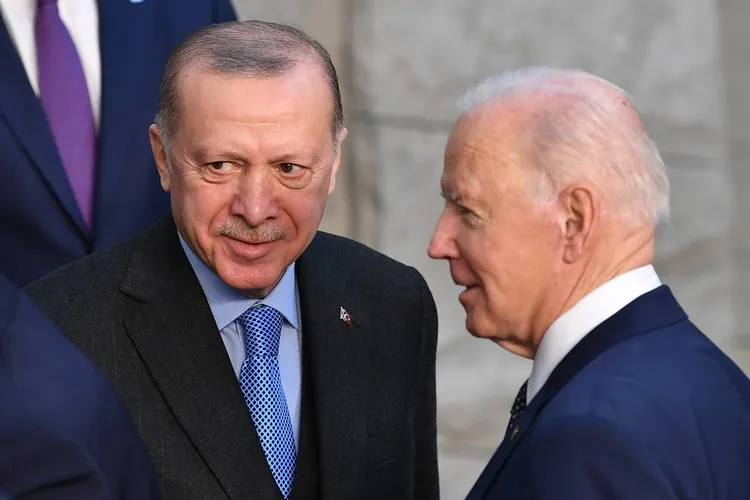 Erdoğan și Biden, față în față (sursa: TASS)