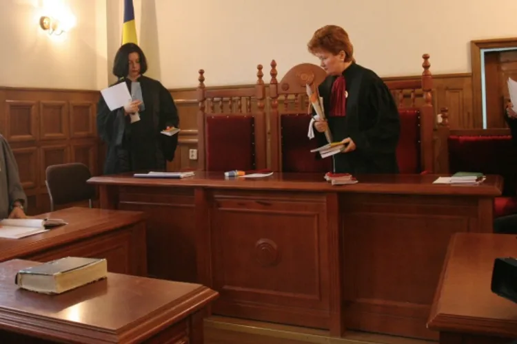 Judecătorii români, plătiți peste nivelul UE (sursa: TVR)