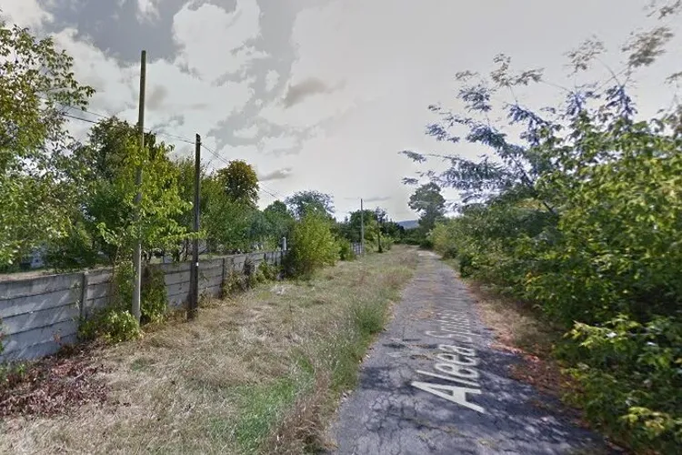 Teren cumpărat legal, „naționalizat” de Primărie (sursa: Google Maps)