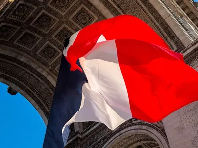 România participă la discuţiile privind umbrela nucleară a Franţei Foto: Facebook Armata Franceza