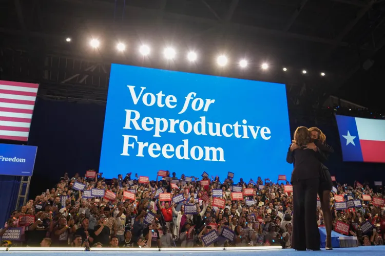 Referendumul american pentru dreptul la avort (sursa: Facebook/Kamala Harris)