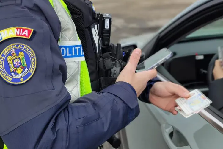 Peste 600 de permise reținute într-o singură zi (sursa: Facebook/Poliția Română)