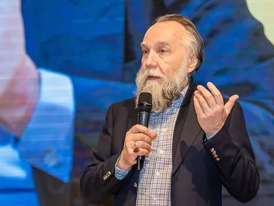 Ideologul lui Putin, Dughin, s-a supărat pe victoria lui Nicușor Dan și îndeamnă la revoluție Foto: Twitter