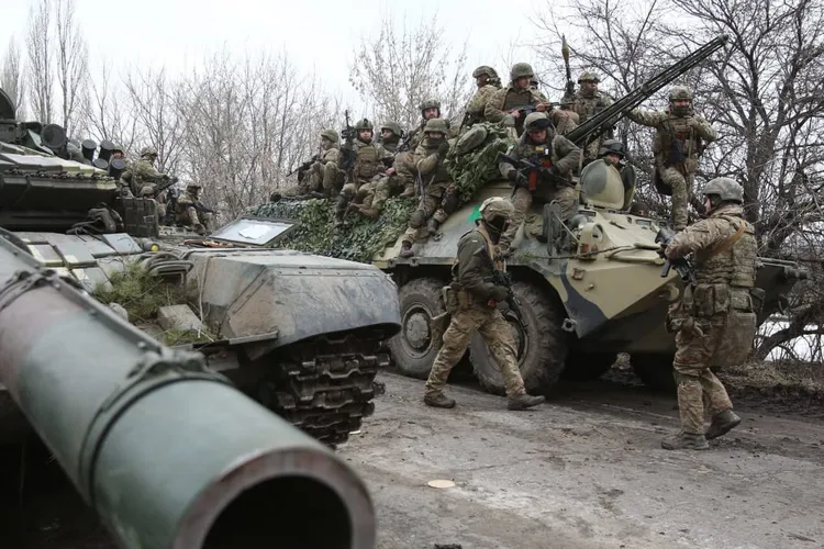 Soldații ruși au rămas flămânzi și fără resurse (sursa: theweek.co.uk)