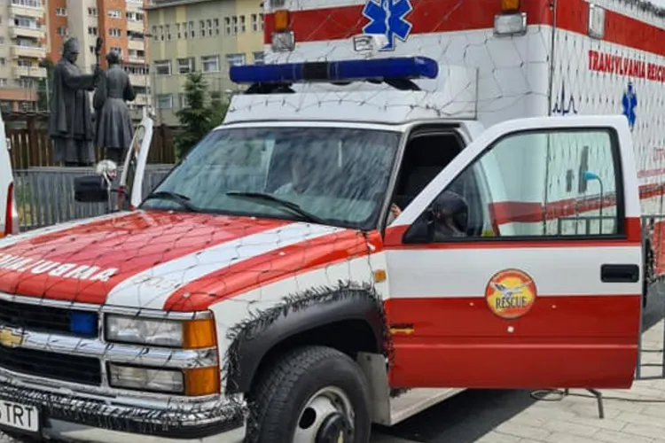 Ambulanțele din Harghita, puternic uzate (sursa: Facebook/Serviciul de Ambulanţă Judeţean Harghita)
