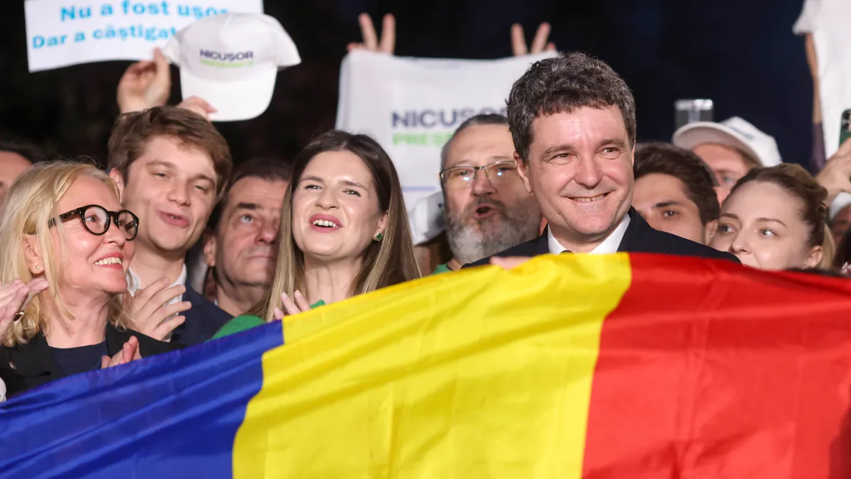 Nicușor Dan își proclamă victoria prezidențială (sursa: Inquam Photos/George Călin)