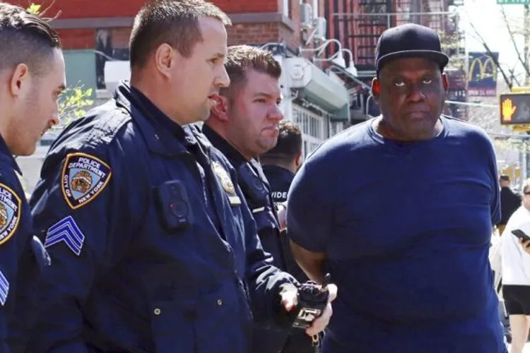 Atacatorul de la metroul din New York a fost capturat (sursa: nytimes.com)