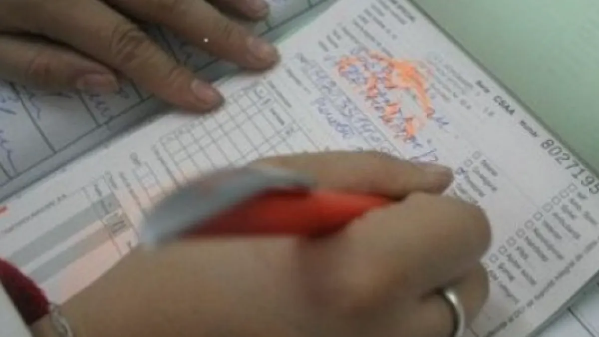 Cardurile de sănătate au devenit inutile (sursa: ziaruldeiasi.ro)