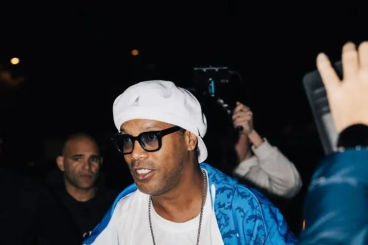 Prezența lui Ronaldinho la Iași, incertă (sursa: Facebook/Ronaldinho Gaúcho)