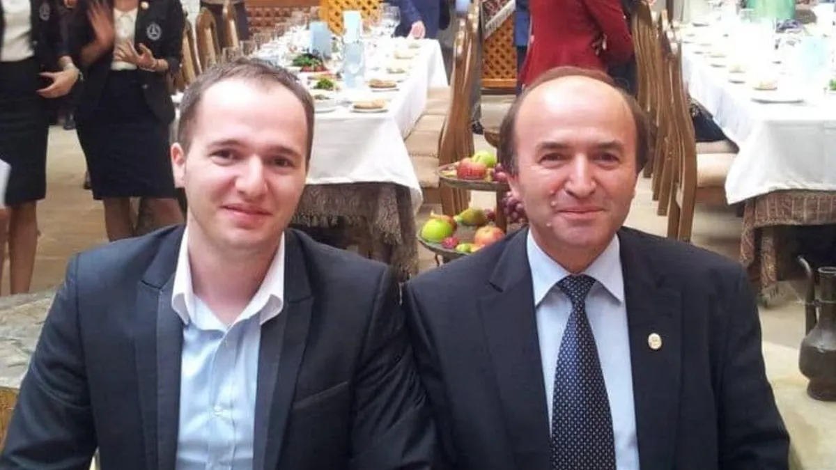 Fiul lui Tudorel Toader, vizat de anchete oficiale (sursa: Facebook/Tudorel Toader)