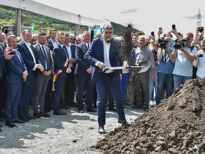 PSD reîncepe parodia din 2023 a restructurării: dă fara scaunele goale Foto: Inquam/Cristi Vescan