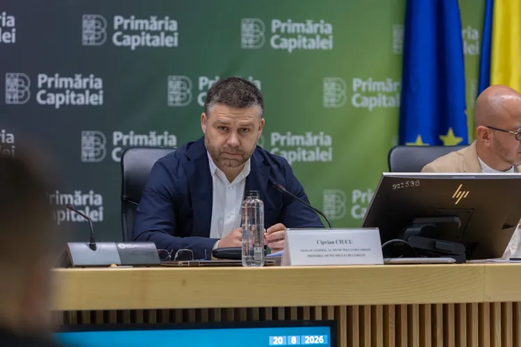 Ciucu taie pe bandă din ajutoarele sociale acordate, otova, bucureștenilor