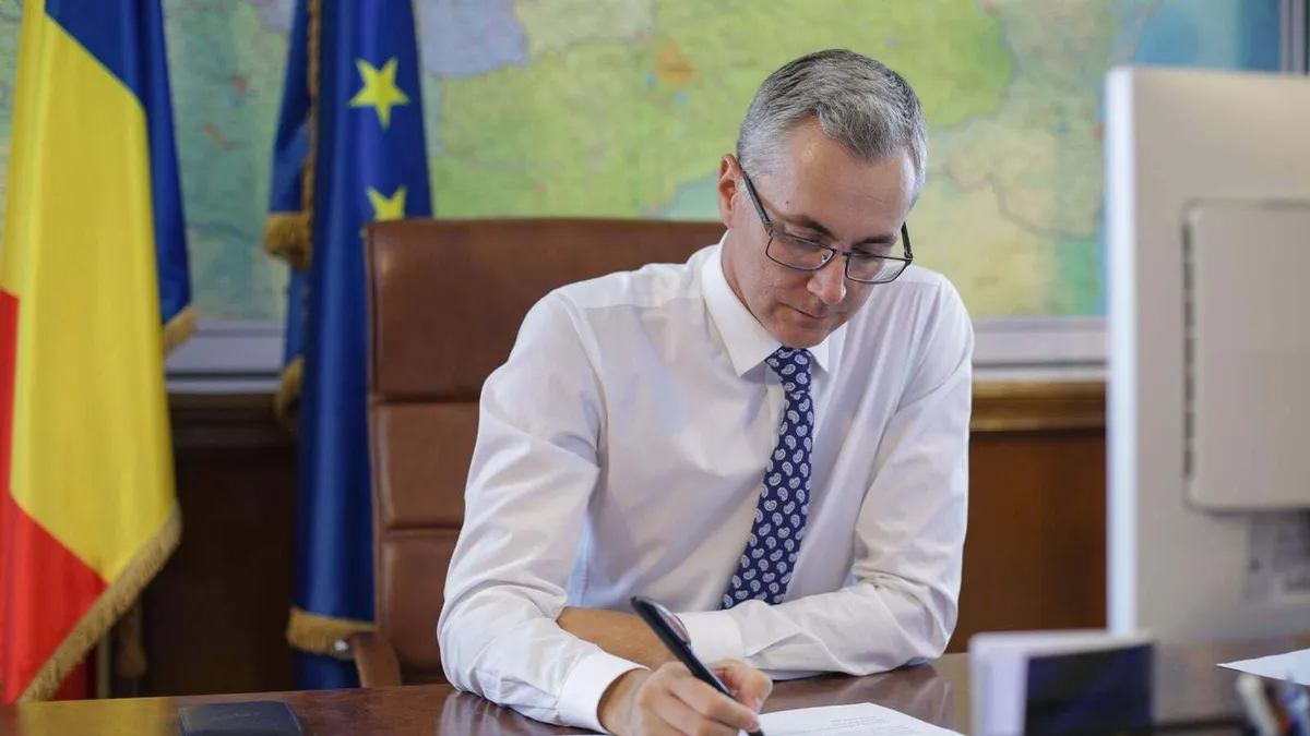 Stelian Ion, "confundat" cu Laura Vicol (sursa: Facebook/Stelian Ion)