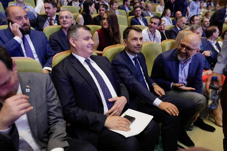 AUR și USR cresc, PSD - scade. UDMR, la 5% Foto: Inquam/ George Călin