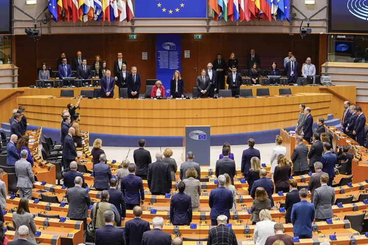 Rusia a plătit mai mulți europarlamentari (sursa: Facebook/European Parliament)