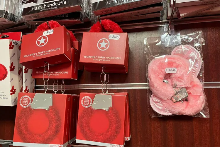 Sex-shop-urile oferă promoții pentru Valentine’s Day (sursa: ziaruldeiasi.ro)