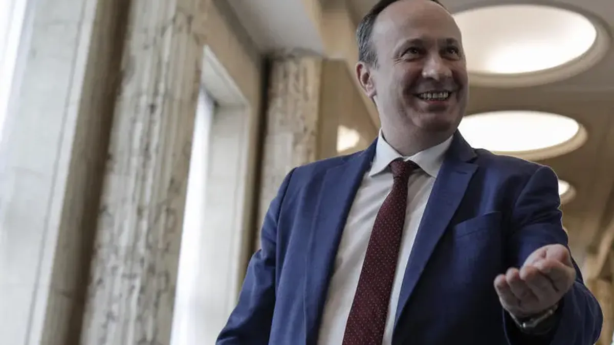 Cheltuielile cu investițiile au ajuns, după primele nouă luni, egale cu cele pentru plata dobânzilor Foto: Inquam/Octav Ganea