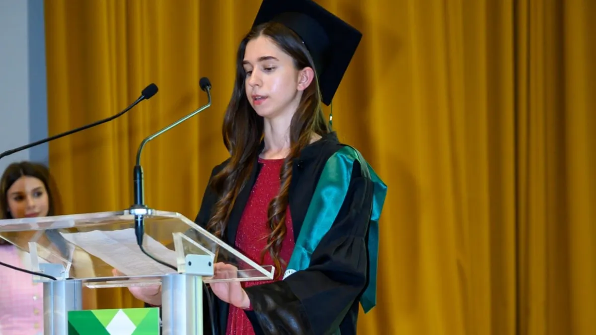 Naomi Pascal, elevă eminentă cu media 10 la Bacalaureat