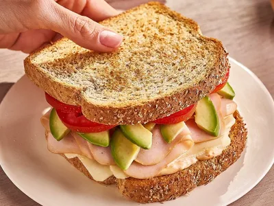 Loturi de pâine Vel Pitar, retrase de la vânzare (sursa: Facebook/Bimbo România)