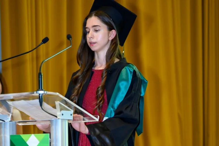 De la un liceu tehnologic, la Facultatea de Arhitectură: eleva de nota 10 care și-a urmat visul