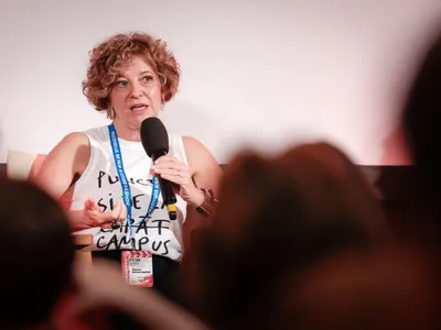 Oana Gheorghiu le spune magistraților că iau banii de la gura copiilor flămânzi Foto: Facebook