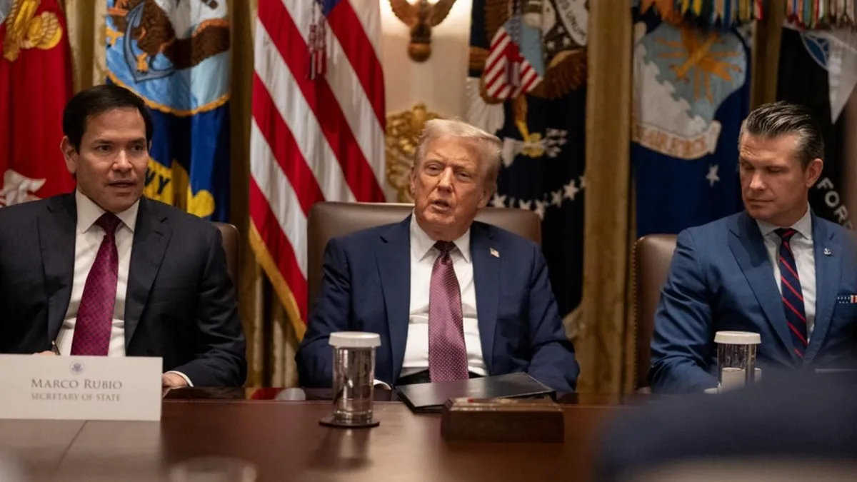 Trump amenință Rusia cu război economic (sursa: Facebook/The White House)