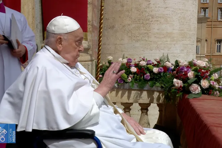 Papa Francisc oferă binecuvântarea de Paște (sursa: vatican.va)