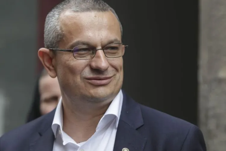 De ce majoritatea PSD-UDMR din CCR refuză din nou publicarea declarațiilor de avere: ar fi o „expunere publică nejustificată a relației private”