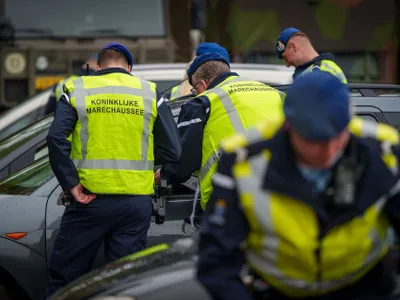 Olanda impune controale la frontierele terestre (sursa: Facebook/Koninklijke Marechaussee)