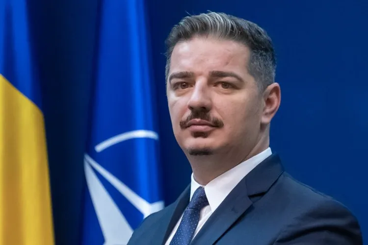 Responsabilul cu Schengen, tânăr politruc necalificat (sursa: mai.gov.ro)