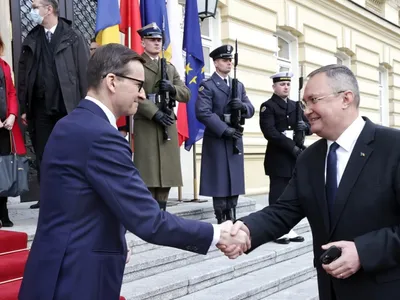 România ar putea lua locul Poloniei, ca lider regional Foto: Guvernul României