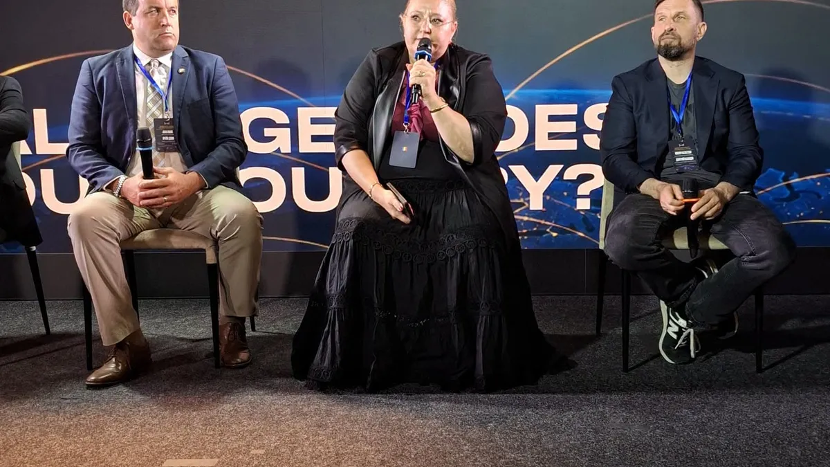 Diana Șoșoacă, la Moscova, la Congresul Tatălui Foto: Facebook