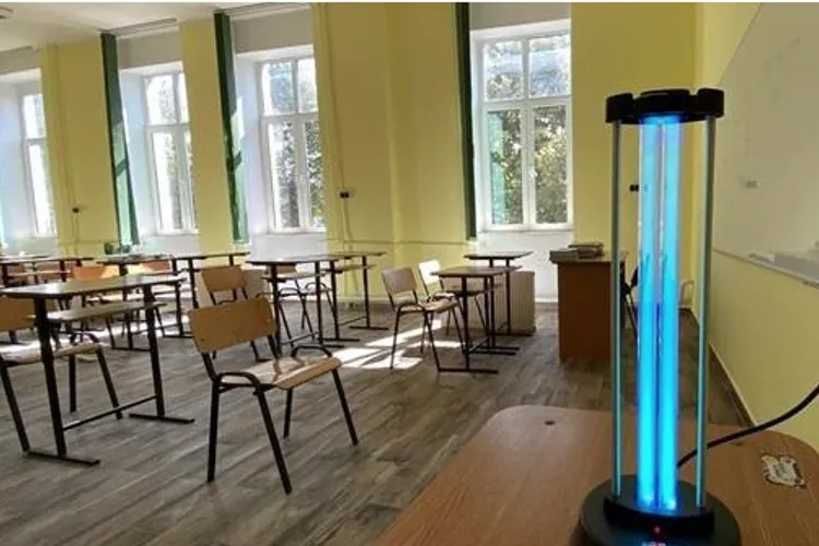 Cum se folosesc lămpile cu ultraviolete (sursa: ziaruldeiasi.ro)