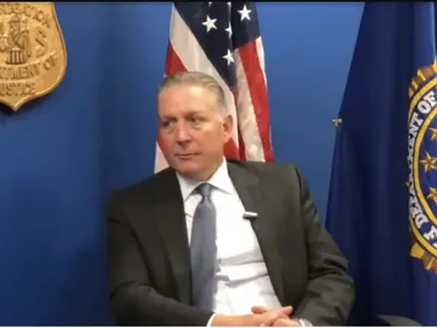 Fost agent FBI, Charles McGonigal, arestat pentru șpagă de la oligarhul rus Deripaska Foto: Captură video