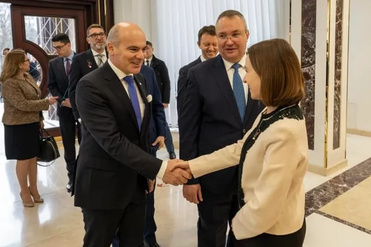 Lideri PNL, acuzații pline de frustrare la adresa Maiei Sandu și a lui Nicușor Dan Foto: Facebook Rares Bogdan