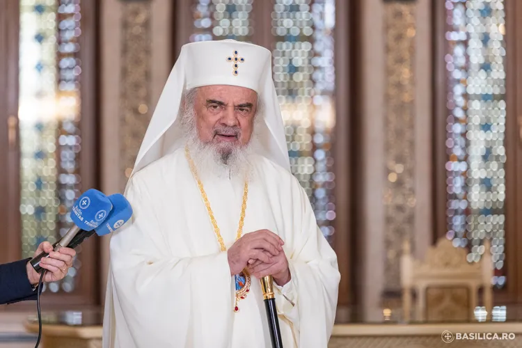 Patriarhul Daniel s-ar fi rugat pentru sănătatea patriarhului Rusiei Foto:basilica.ro