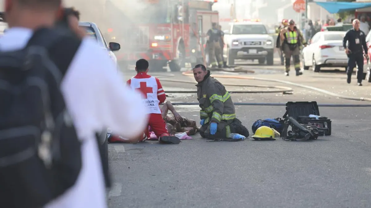 Tragedie în Mexic, explozie într-un supermarket (sursa: Facebook/Departamento de Bomberos de Hermosillo)