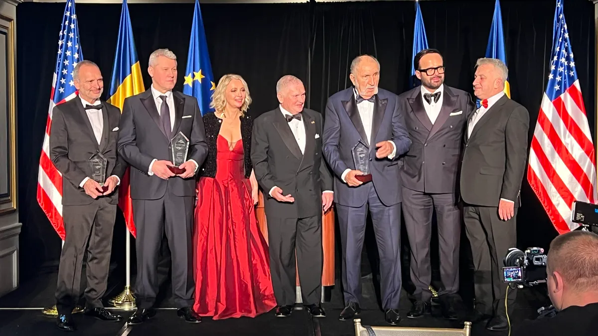 Cine face parte din ONG-ul Alianța Româno-Americană, care i-a premiat pe Gâdea și Predoiu Foto: Facebook