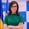 De Ziua Jusatiției, șefa procurorilor, Cristina Chiriac, s-a photoshopat puțin. Și Savonea a făcut-o