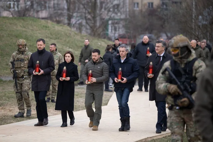 Maia Sandu, la Bucha, alături de Zelenski Foto: Twitter