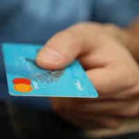 Ce faci dacă îți sunt furați banii de pe card: pașii de urmat în caz de fraudă și cum îți poți recupera banii